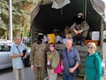 Общественники помогают