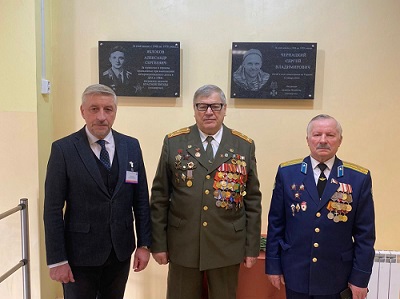 В Тимоновской школе торжественно открыли барельефы погибшим участникам СВО, которые там учились.