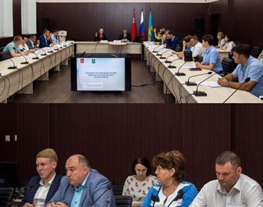 Члены общественной палаты приняли участие в заседании депутатской комиссии по ЖКХ
