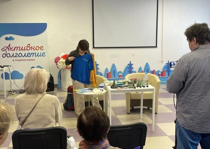 В клубе «Активное долголетие" прошло занятие на тему: «Как сортировать отходы правильно".